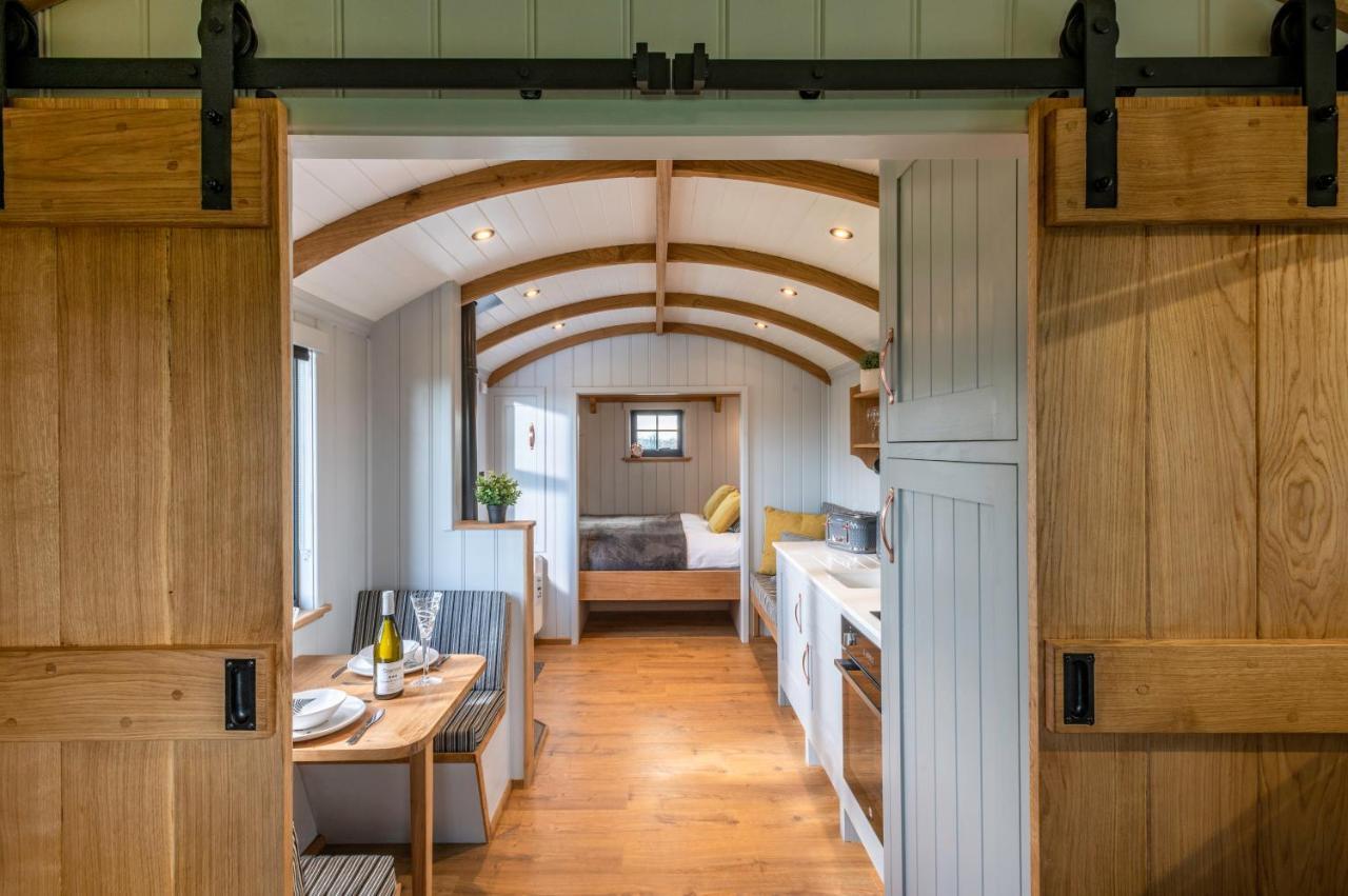 Monkwood Shepherds Hut Worcester Buitenkant foto