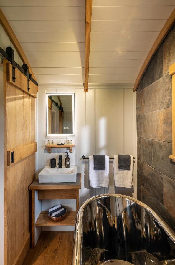 Monkwood Shepherds Hut Worcester Buitenkant foto