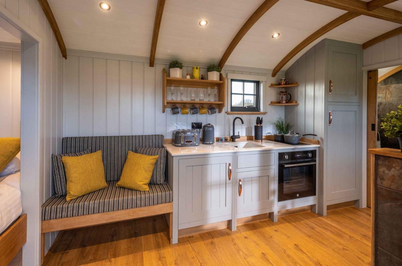 Monkwood Shepherds Hut Worcester Buitenkant foto
