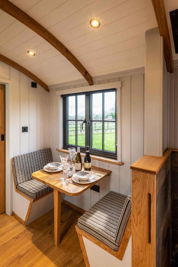 Monkwood Shepherds Hut Worcester Buitenkant foto