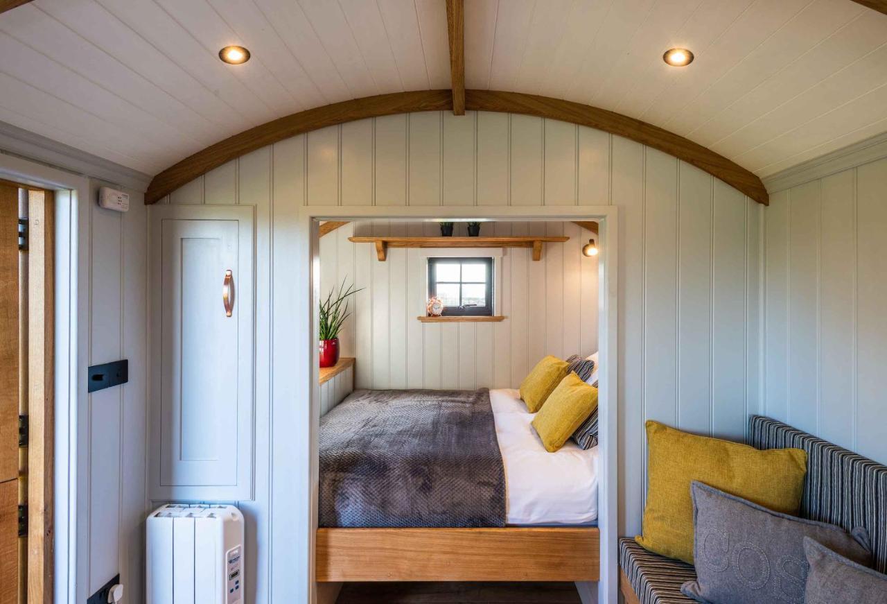 Monkwood Shepherds Hut Worcester Buitenkant foto