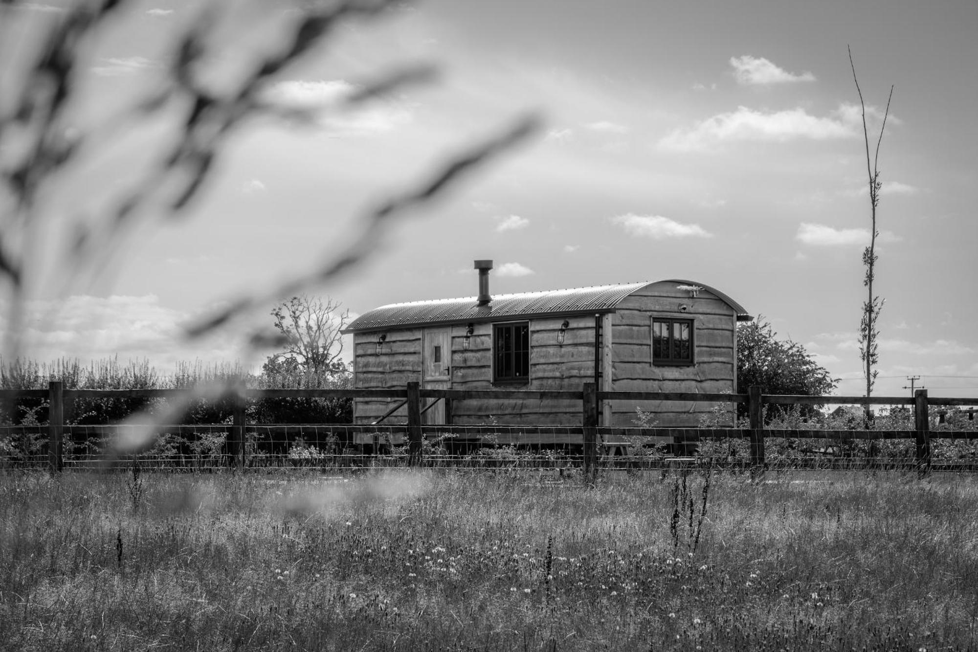 Monkwood Shepherds Hut Worcester Buitenkant foto